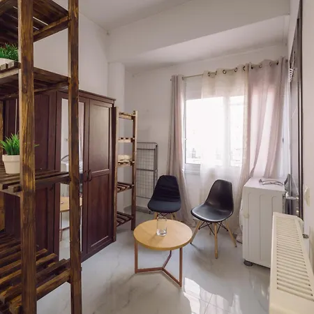 Apartment Koumbes *