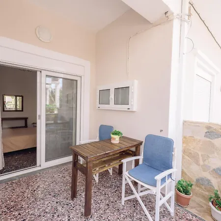 Koumbes Apartamento